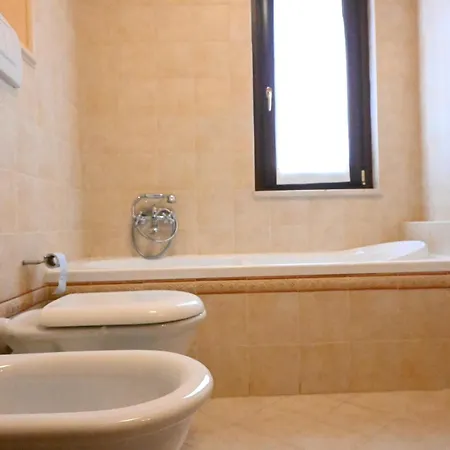 Se160 - Senigallia, Comodo Trilocale Con Patio * Senigallia