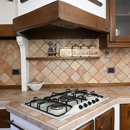 Se160 - Senigallia, Comodo Trilocale Con Patio * Сенигаллия