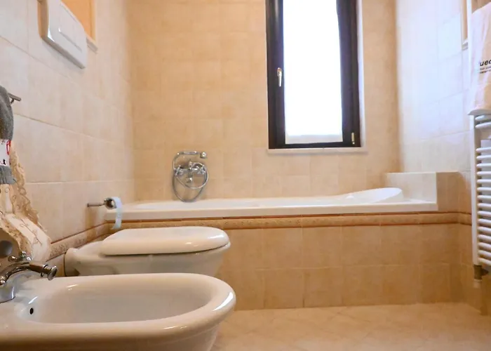 Se160 - Senigallia, Comodo Trilocale Con Patio * Senigallia